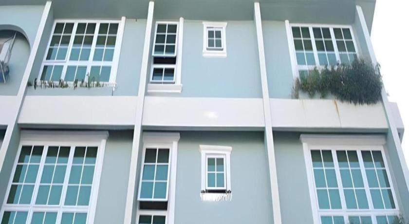 900 Inn Bintulu Exterior foto